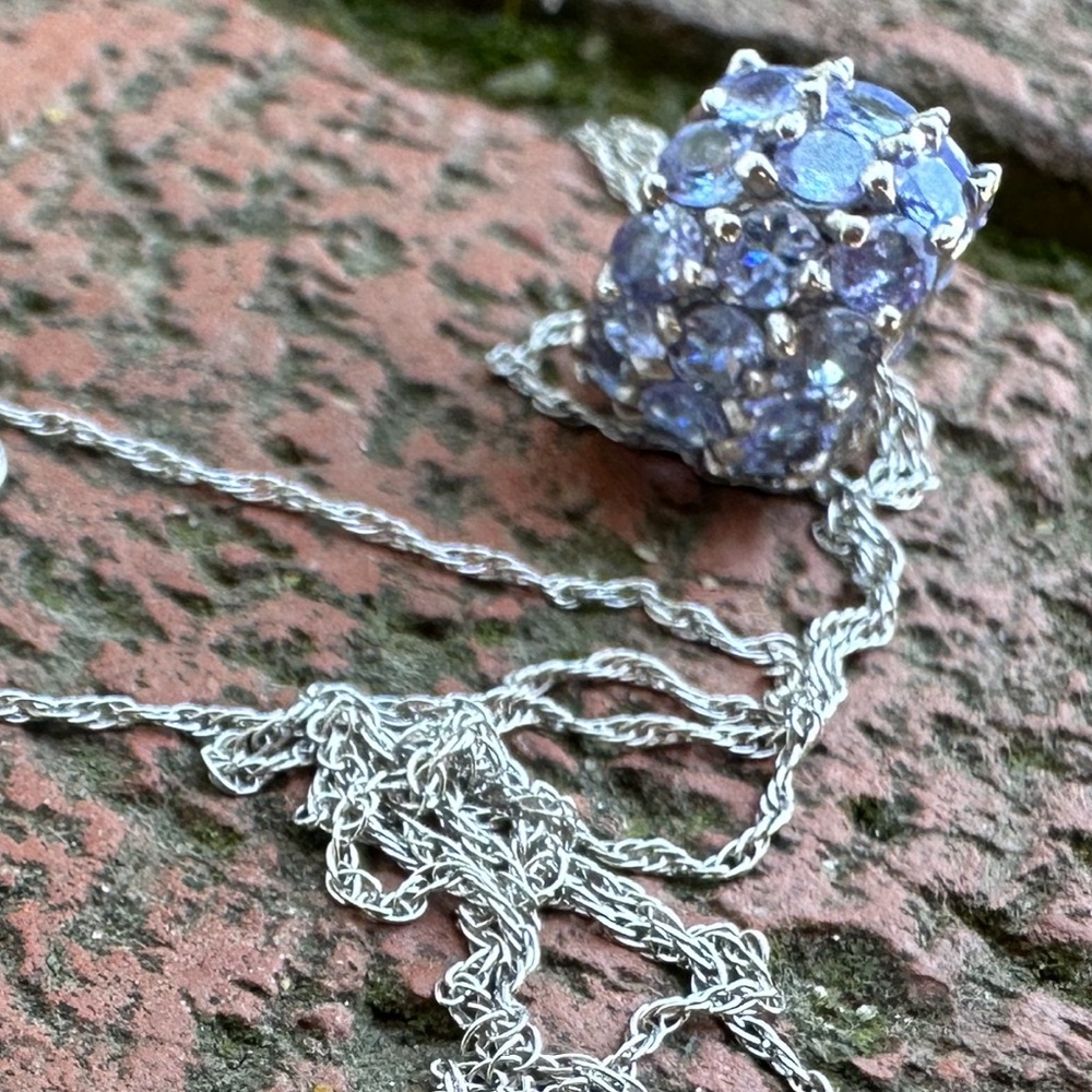 14k White Gold Tanzanite Pendant Bead & “18.25 Inch Chain - Picture 4 of 16